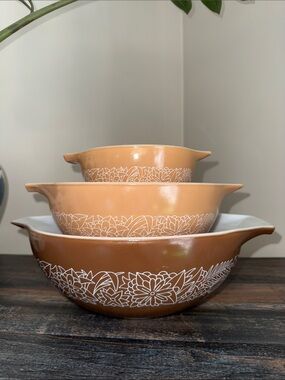 Classic Nesting Mixing Bowls - Tan & White - Unbranded